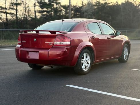 Used 2010 Dodge Avenger R/T image 5
