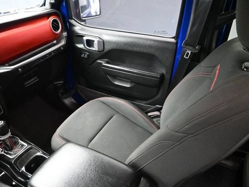 Used 2020 Jeep Wrangler Unlimited Rubicon AWD/4WD image 11