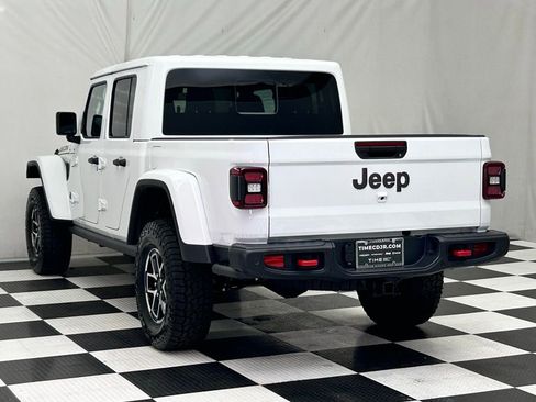 New 2025 Jeep Gladiator Rubicon image 5