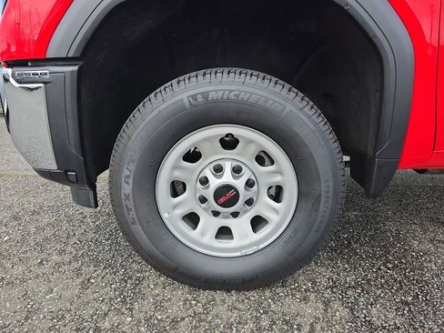 Used 2024 GMC Sierra 2500 Pro w/ Convenience Package image 32