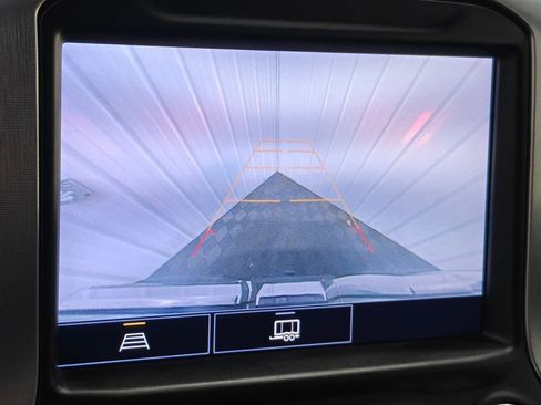 Used 2021 GMC Sierra 1500 Elevation w/ Preferred Package image 7