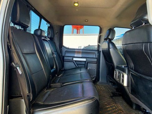 Used 2015 Ford F150 Lariat w/ Equipment Group 502A Luxury AWD/4WD image 43