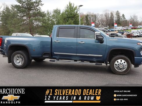 Used 2024 Chevrolet Silverado 3500 High Country w/ Technology Package image 1