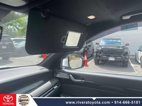 Used 2024 Hyundai Palisade Calligraphy AWD/4WD image 36