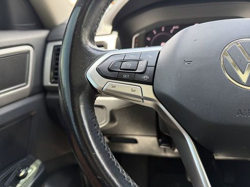 Used 2021 Volkswagen Atlas SEL FWD image 30
