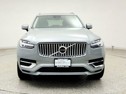 Used 2025 Volvo XC90 T8 Plus w/ Protection Package Premier AWD/4WD image 2