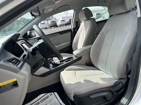 Used 2016 Hyundai Sonata SE FWD image 10