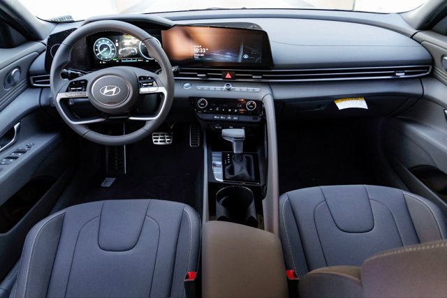 New 2025 Hyundai Elantra SEL FWD image 46