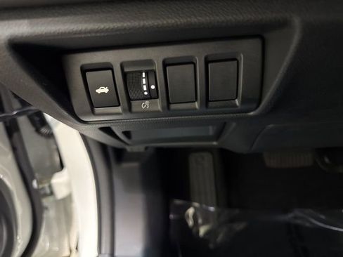 Certified 2025 Subaru Legacy Limited image 18