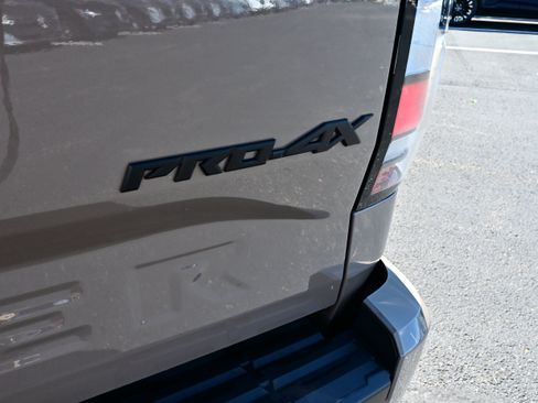 Certified 2024 Nissan Frontier PRO-4X w/ Technology Package AWD/4WD image 10