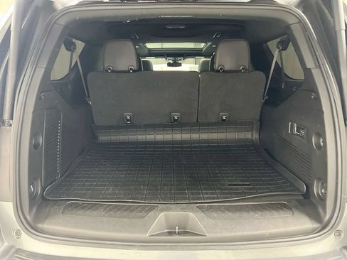 Used 2022 GMC Yukon XL SLT w/ SLT Premium Package AWD/4WD image 26