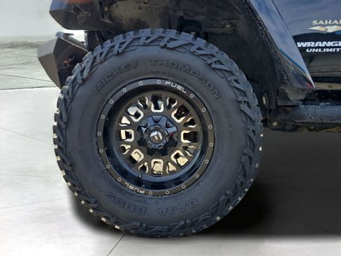 Used 2013 Jeep Wrangler Unlimited Sahara w/ Connectivity Group image 24