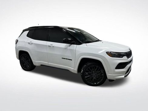 Used 2024 Jeep Compass Limited w/ High Altitude Package image 40