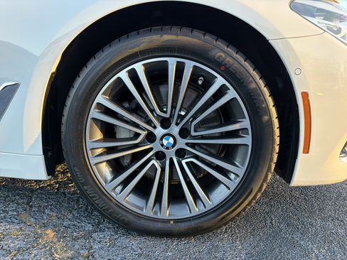 Used 2020 BMW 530i w/ Convenience Package image 12