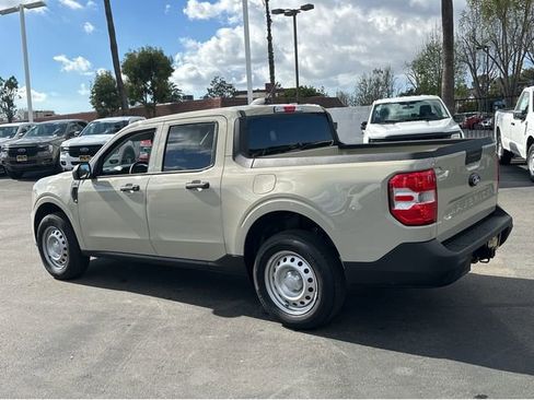 New 2025 Ford Maverick XL image 4