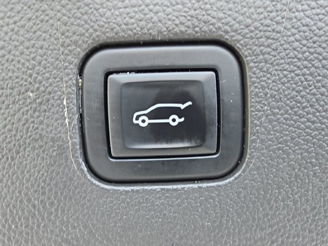 Certified 2021 Buick Enclave Premium w/ Surround and Sites Package FWD image 6