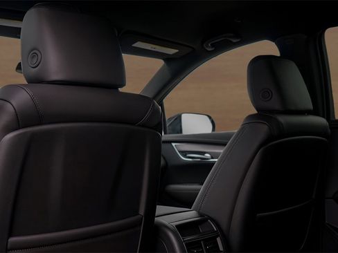 New 2026 Cadillac XT5 Luxury w/ LPO, Floor Liner Package image 16