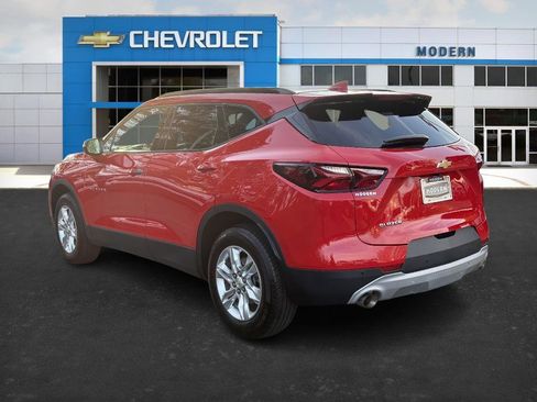 Used 2021 Chevrolet Blazer LT image 3