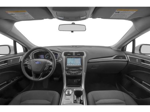 Used 2018 Ford Fusion SE w/ Fusion SE Technology Package AWD/4WD image 8