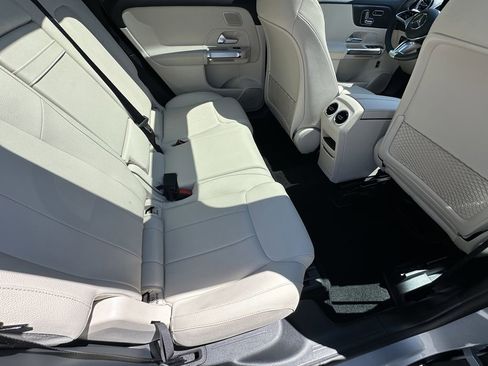 Certified 2025 Mercedes-Benz GLB 250 image 18