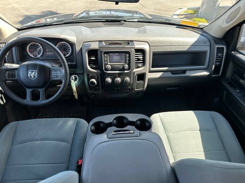 Used 2018 RAM 1500 Express AWD/4WD image 11