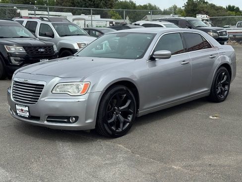 Used 2013 Chrysler 300 Touring w/ Driver Convenience Group RWD image 1