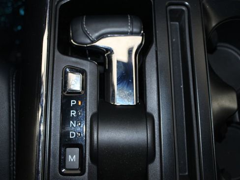 Used 2023 Ford F150 Lariat AWD/4WD image 41