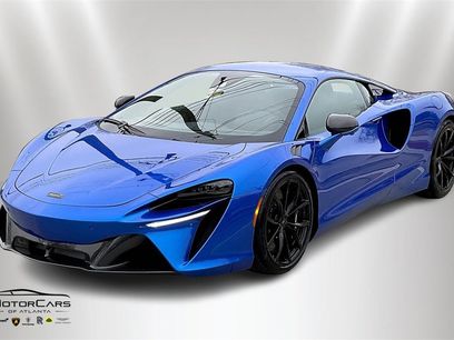 New 2025 McLaren Artura