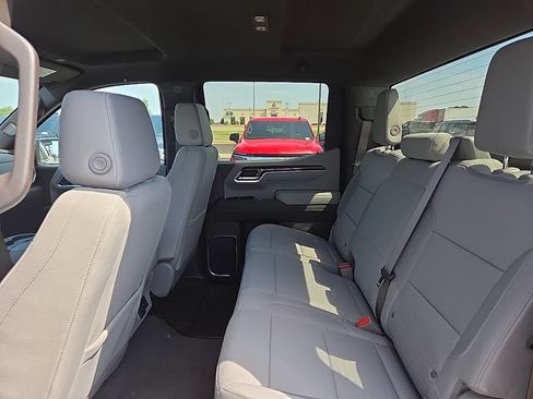 New 2026 Chevrolet Silverado 1500 LT w/ Z71 Off-Road Package AWD/4WD image 8