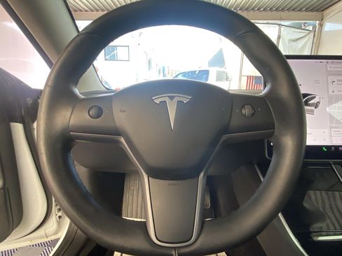 Used 2018 Tesla Model 3 Performance image 24