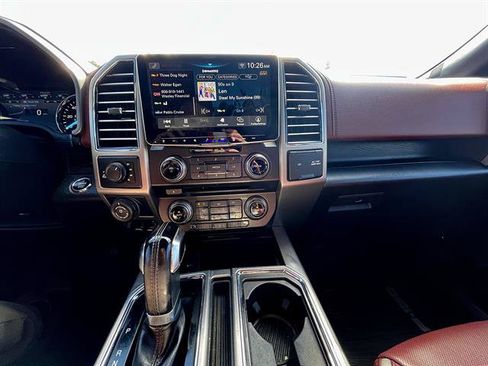 Used 2018 Ford F150 Platinum w/ Equipment Group 701A Luxury AWD/4WD image 19