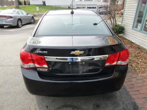 Used 2016 Chevrolet Cruze LS image 7