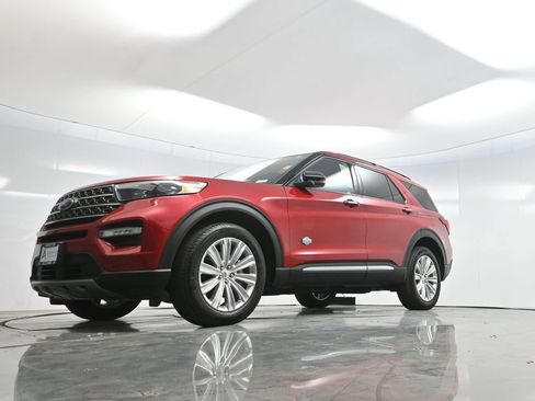 Used 2024 Ford Explorer King Ranch w/ Technology Package AWD/4WD image 53