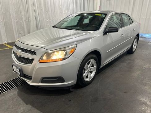Used 2013 Chevrolet Malibu LS w/ Protection Package FWD image 7