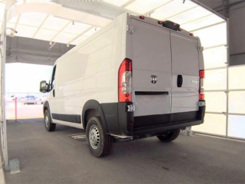 Used 2025 RAM ProMaster 1500 w/ Convenience Group FWD image 4