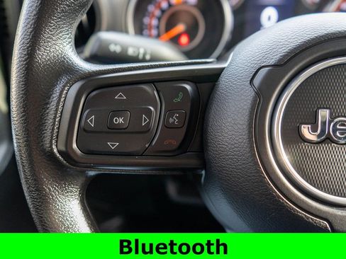 Used 2022 Jeep Wrangler Unlimited Willys image 18