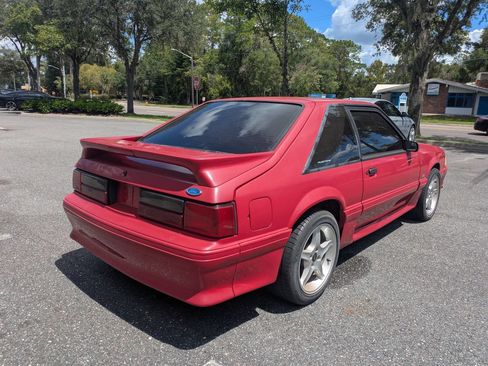 Used 1991 Ford Mustang GT RWD image 4