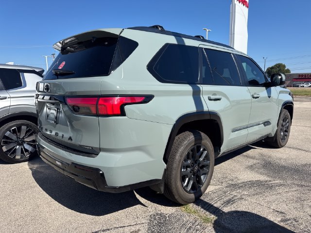 Used 2026 Toyota Sequoia Platinum AWD/4WD image 10