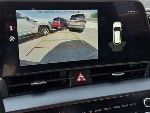 Used 2023 Kia Sportage EX FWD image 10