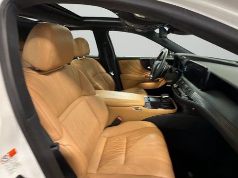 Used 2022 Lexus LS 500 AWD w/ Luxury Package image 14