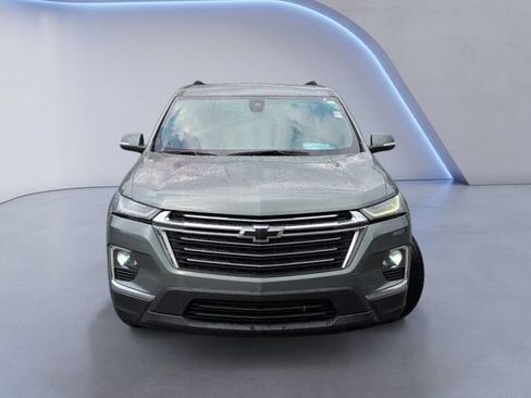 Used 2022 Chevrolet Traverse LT FWD image 12