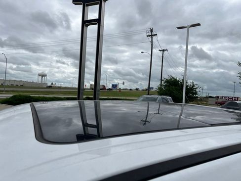Used 2021 RAM 1500 Laramie w/ Laramie Southwest Edition RWD image 9