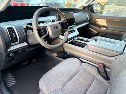 New 2025 Ford Expedition Max Active AWD/4WD image 15