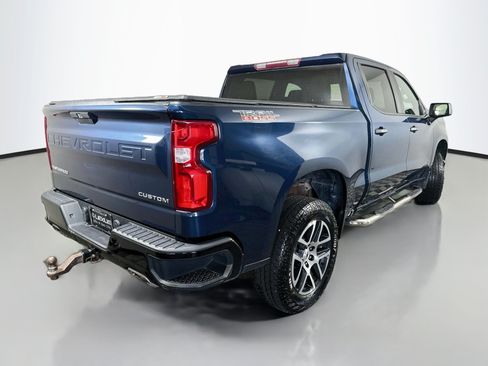Used 2019 Chevrolet Silverado 1500 Custom Trail Boss w/ Custom Convenience Package AWD/4WD image 7