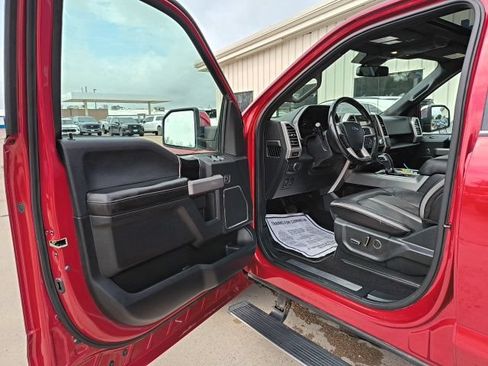 Used 2019 Ford F150 Platinum w/ Equipment Group 701A Luxury AWD/4WD image 12