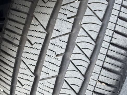 Used 2023 Land Rover Range Rover Velar R-Dynamic S image 32