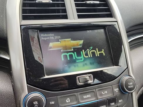 Used 2015 Chevrolet Malibu LT w/ Power Convenience Package FWD image 14