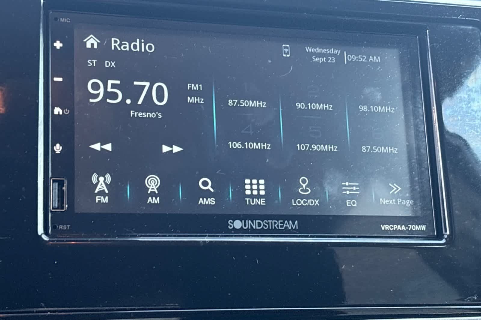 Used 2019 Toyota Corolla LE FWD image 19