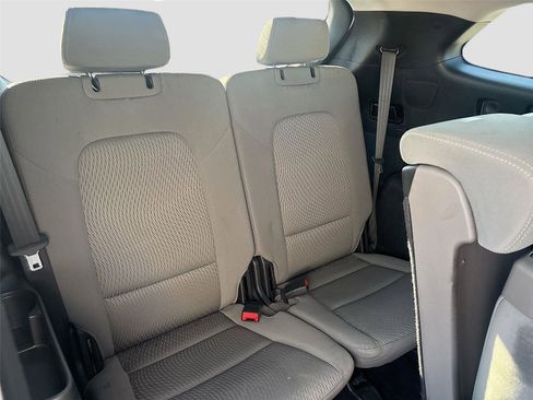 Used 2016 Hyundai Santa Fe SE image 26