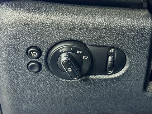 Certified 2024 MINI Cooper S image 10